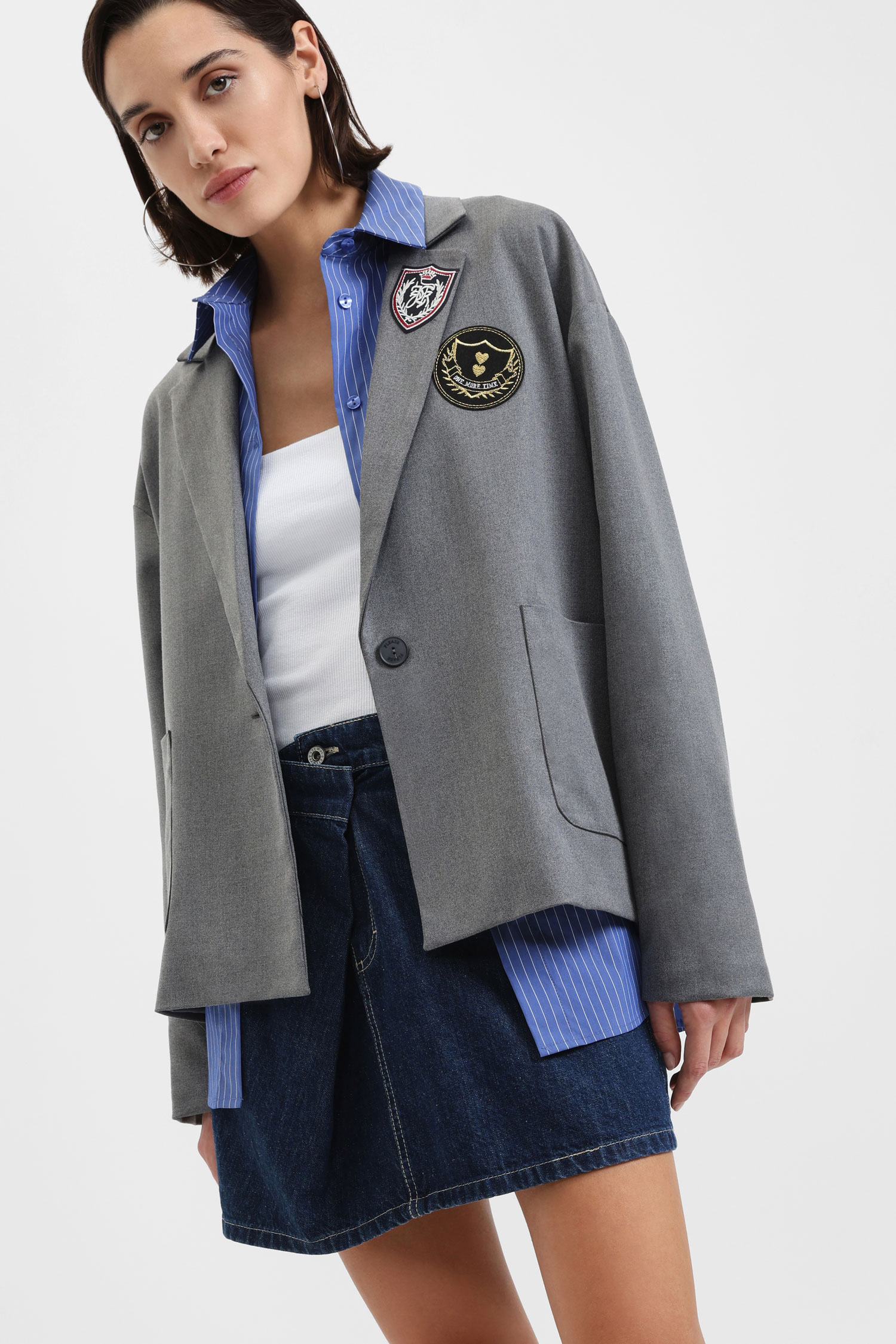 Image of Blazer con tasche laterali e patch060