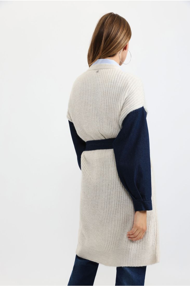 Cardigan with contrasting long sleeves